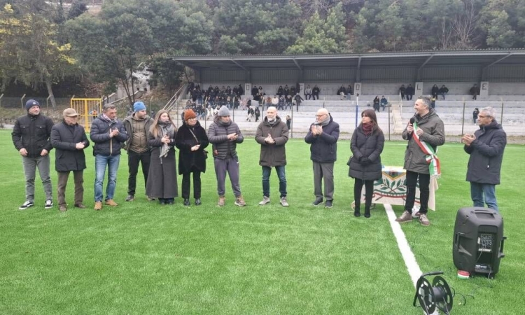 Il Presidente della FIGC-LND Giulio Ivaldi presente all’inaugurazione del campo sportivo riqualificato di Cogoleto